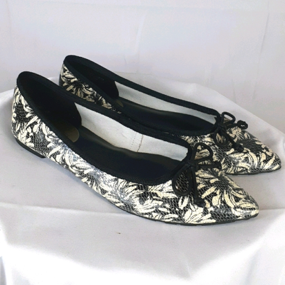 Tahari Blossom Flats